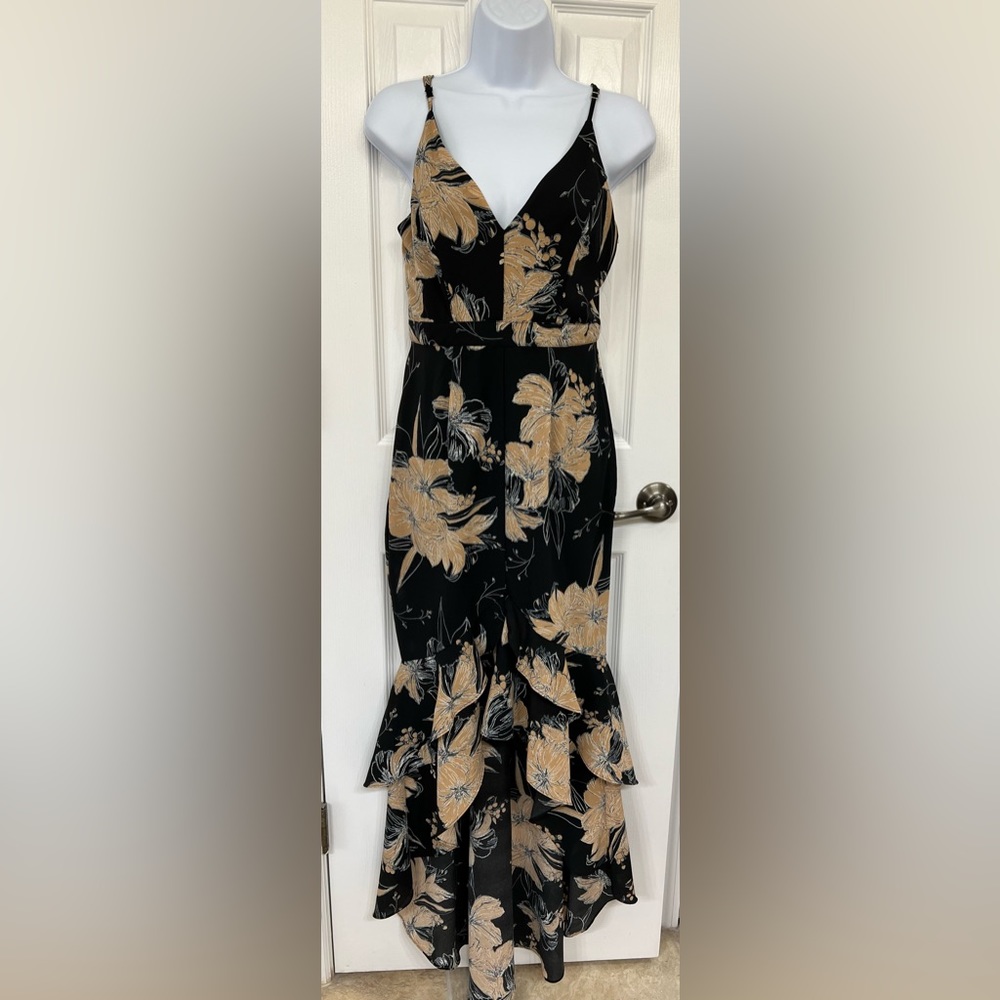 Lulus mermaid style dress